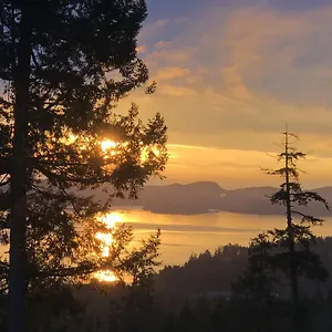  Holiday home Saltspring Oceanviewgetaway Canada